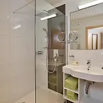 Hotel Schoepf 3*