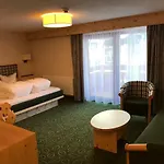 Hotel Schoepf 3*
