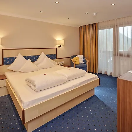 Hotel Schoepf 3*